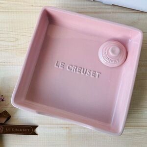 Le Creuset Chiffon Pink Napkin Tray with matching weight